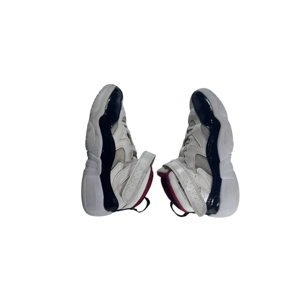 Jordan Jumpman Team II‎ White Black Gym Red Basketball Sneakers Mid Top Kids